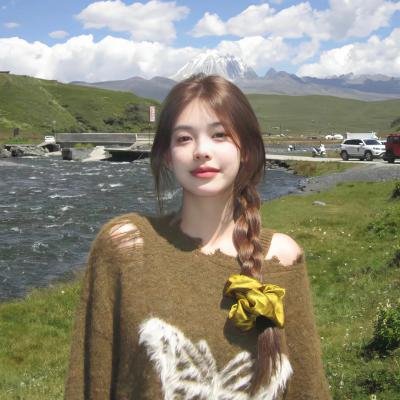 队友太弱所以贯彻辅助的宫廷魔法师，惨遭流放目标却是最强